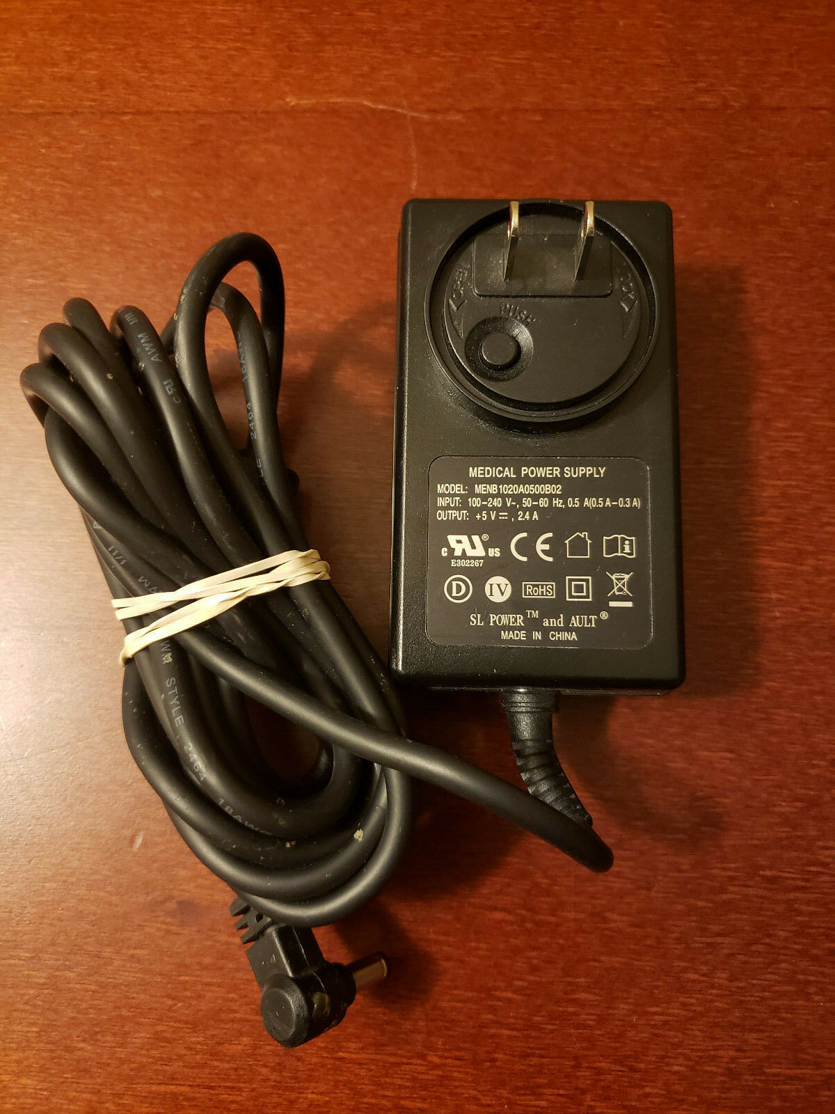New SL&AULT MENB1020A0500B02 E302267 Medical Power Supply 5V 2.4A Multi Meter AC ADAPTER